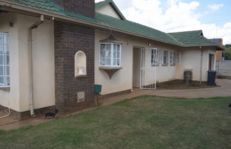 3 Bedroom Property for Sale in Stilfontein Ext 4 North West